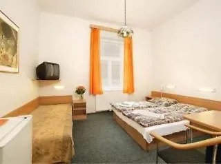 Tabor 3*